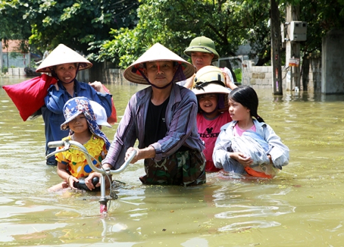 Mưa lớn lan rộng khắp miền Bắc, kéo dài đến đầu tháng 8