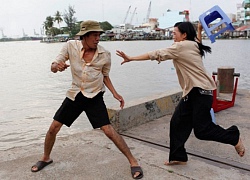 Sung sướng vì bị vợ đánh cho gãy tay