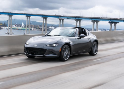 Mazda MX-5 2019 giá khởi điểm 24.914 USD