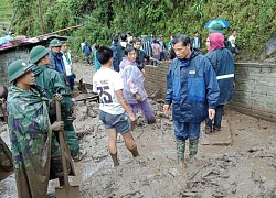 Biên phòng đội mưa, dầm sương tìm kiếm nạn nhân ở Vàng Ma Chải