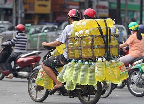 Hãi hùng chất tẩy rửa tự chế