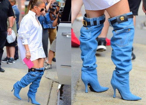 Jennifer Lopez gây thích thú với đôi boots hình chiếc quần jeans