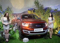 Ngập tràn công nghệ, Ford Everest mới giá từ hơn 1,1, tỷ đồng