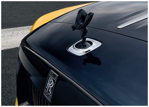 Rolls-Royce bàn giao Dawn Black Badge cho Phó Chủ tịch của Google ngay tại Pebble Beach