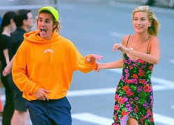 Justin Bieber nắm tay Hailey Baldwin tung tăng băng qua đường siêu lãng mạn và đáng yêu