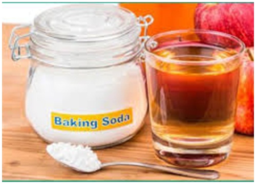 Làm mờ sẹo mụn nhờ baking soda và mật ong