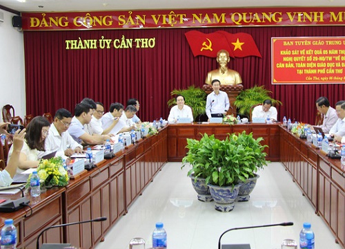 Trưởng ban Tuyên giáo Trung ương: Chúng ta phải xem lại vấn đề chuẩn và vượt chuẩn giáo dục