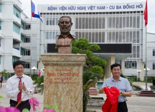 Khánh thành tượng Lãnh tụ Cu Ba Fidel Castro tại Quảng Bình