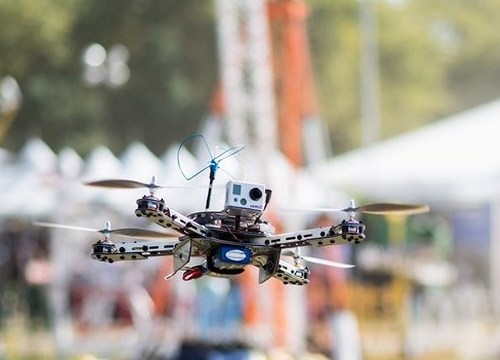 Quân đội Mỹ sẽ sử dụng vũ khí sóng ngắn cực mạnh để bắn hạ drone trong chiến đấu