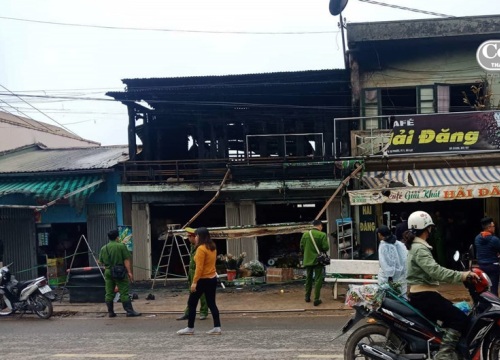 Say rượu trong lúc cháy nhà