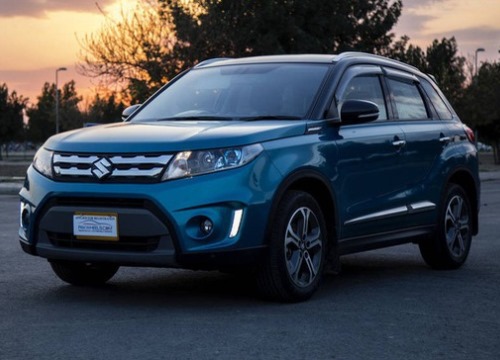 Suzuki Vitara sắp gắn logo Toyota