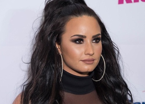 Vừa vào trung tâm cai nghiện vài ngày, Demi Lovato lại bỏ đi vì lý do này