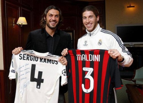 Giải nghệ 9 năm, Maldini vẫn khiến Ramos phải 'ngả mũ'