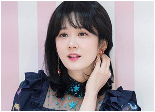 "Nữ thần không tuổi" Jang Nara trẻ lâu nhờ...đấm vào mặt