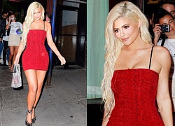 Môi đã mỏng hơn, nhưng vẻ đẹp của Kylie Jenner vẫn gợi cảm và nuột nà như búp bê Barbie trên phố