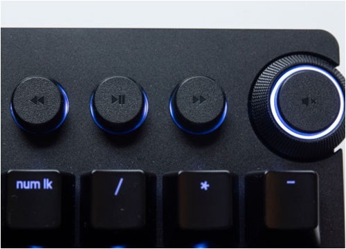 Đây là bàn phím cơ mới của Razer, sử dụng switch cơ tích hợp... laser