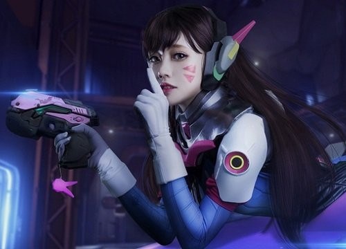 Overwatch: Trọn bộ cosplay D.Va 'không thể ảo hơn'