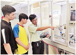 Phát triển khoa học, công nghệ gắn với thương mại hóa sản phẩm