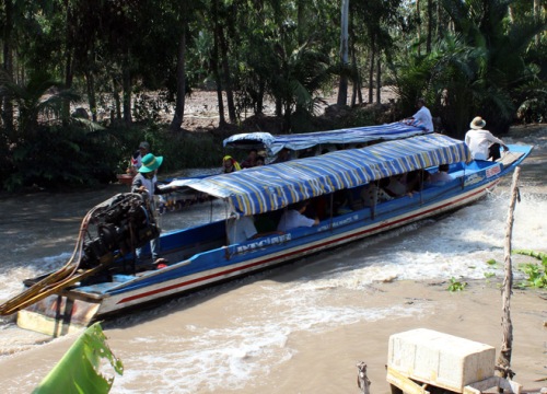 Thông tin mới vụ đò dọc chở 10 người va chạm trên sông, 1 người tử vong