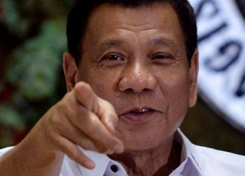 Bực mình từ chối mua F-16, Tổng thống Duterte: "Mỹ xúc phạm chúng tôi"