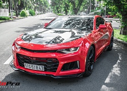 Chevrolet Camaro RS 2017 độ bodykit ZL1 mới vi vu 7.000 km giá 2,28 tỷ đồng