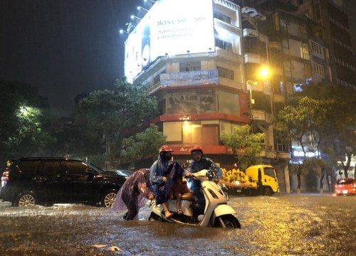 Dự báo thời tiết ngày 25.8: Hà Nội tiếp tục mưa lớn vào chiều tối và đêm