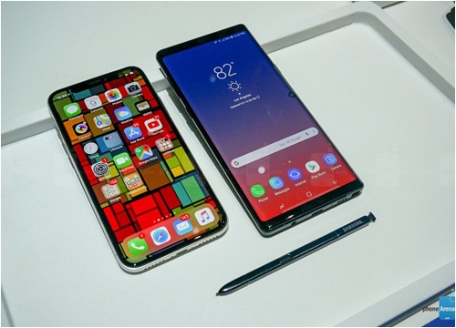 Giá cả ngàn đô, chọn iPhone X hay Galaxy Note 9, Xperia XZ2 Premium?