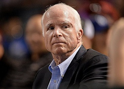 Hơn một năm chiến đấu với ung thư của Thượng nghị sĩ John McCain