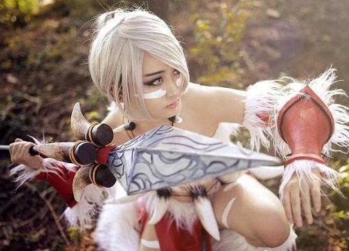 LMHT: LIHA hóa thân thành nàng báo Nidalee 'cực sexy'