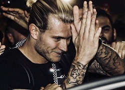 Tội đồ Karius tươi như hoa khi thoát khỏi Liverpool