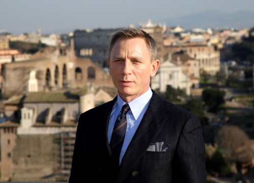 Với điệp viên James Bond, liệu Daniel Craig có đang 'cố quá'?