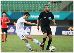 Cầu thủ Uzbekistan tức giận lao vào đánh trọng tài sau quả penalty oan nghiệt phút 117, đưa Hàn Quốc vào bán kết ASIAD 18