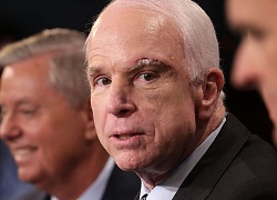 Cựu Tổng thống Bush và Obama được mời đọc điếu văn tại lễ tang John McCain