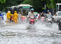 Mưa lớn kéo dài bao trùm Bắc Bộ và Bắc Trung Bộ