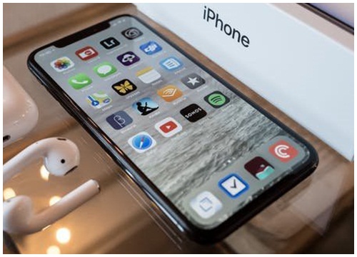 Thông tin mới nhất về giá bán bộ ba iPhone 2018: Có "sốc" như iPhone X 2017?