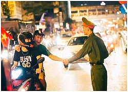 Tìm ra anh Cảnh sát giao thông đáng yêu nhất hệ mặt trời: "Cứ chơi đi, đừng quậy là được"