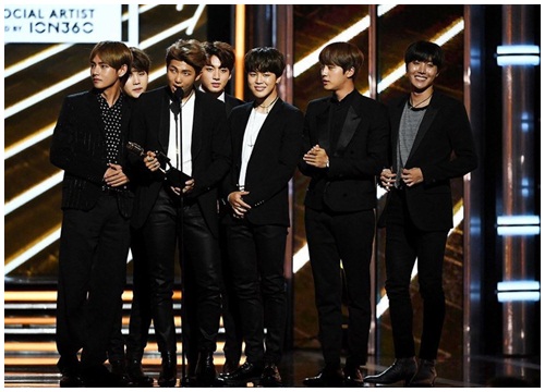 Từ Billboard đến Grammy, BTS sắp chạm đến giấc mơ "Nhóm nhạc toàn cầu"?