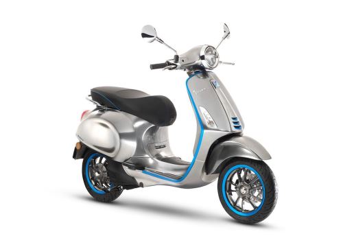 Vespa Elettrica chạy điện có thể đặt hàng được từ tháng 10/2018