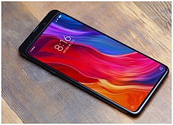 Chủ tịch Xiaomi vừa đăng ảnh một chiếc smartphone với cụm camera "thò thụt", sẽ ra mắt vào tháng 10