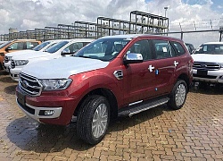 Giá xe đã tăng, khách mua Ford Explorer 2018 còn phải bỏ thêm hơn 200 triệu đồng mua gói bổ sung