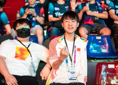 Phản ứng của cộng đồng khi Trung Quốc chiến thắng tại Asian Games 2018: "Quá buồn cho Score"