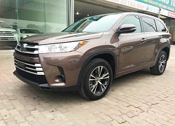 Toyota Highlander 2018 LE về Việt Nam với giá bán hơn 2,7 tỷ đồng