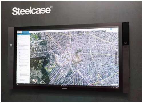 Trên tay Surface Hub - bảng tương tác khổng lồ của Microsoft