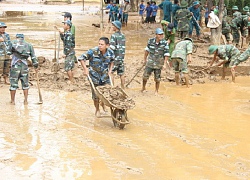 Trường học vùng lũ quyết tâm tổ chức khai giảng cho học sinh theo đúng kế hoạch