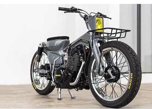 Chiêm ngưỡng Honda Super Cub C70 độ động cơ 600cc