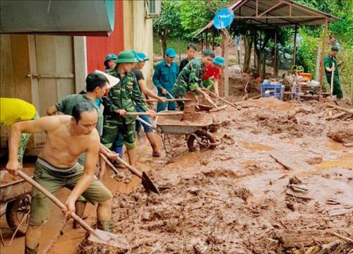 Khắc phục hậu quả mưa lũ, khẩn trương khôi phục hệ thống giao thông