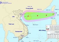 Sáng mai, áp thấp nhiệt đới vào Biển Đông, khả năng mạnh lên thành bão