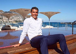 C. Ronaldo mở rộng chuỗi khách sạn ở Paris