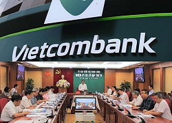 Cách chức Đại tá quân đội Hồ Xuân Vượng và cựu GĐ của Vietcombank