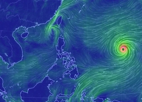 Cập nhật mới nhất: Siêu bão Mangkhut duy trì sức gió giật cấp 17 và bão số 5 Barijat cấp 10